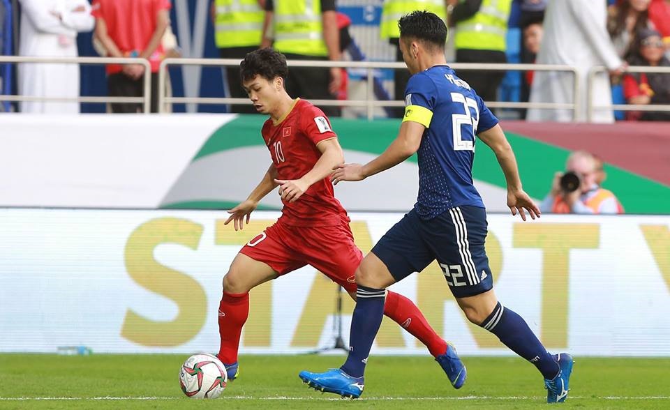 Công Phượng bỏ lỡ cơ hội ghi bàn đáng tiếc. Ảnh: Minh Tùng