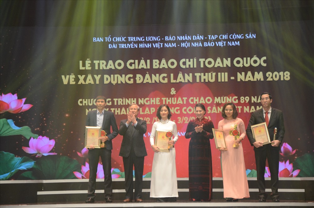 Trao giải “Búa liềm vàng” năm 2018 cho 56 tác phẩm báo chí xuất sắc