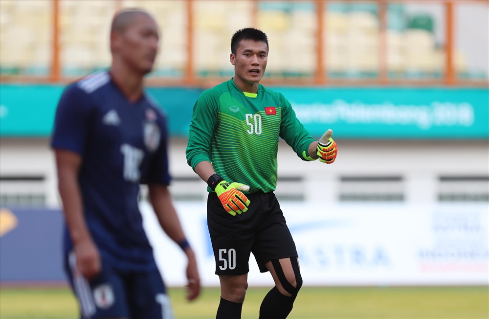 Thủ môn Bùi Tiễn Dũng sẽ khoác áo CLB Hà Nội ở mùa giải 2019. Ảnh: Đ.Đ