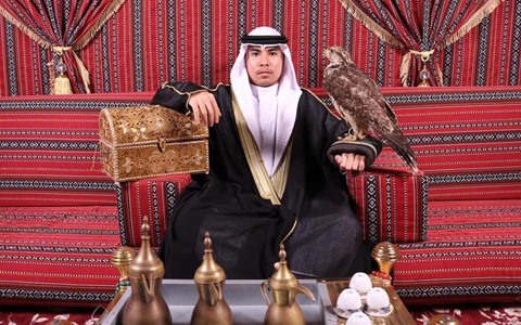 Đức Huy được fan trao giải với slogan "Bình tĩnh tạo nên sự quý tộc".