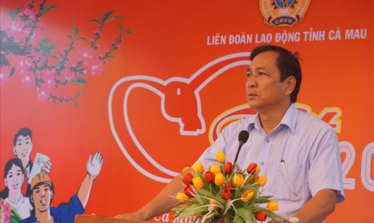 Phó Chủ tịch UBND tỉnh Cà Mau Trần Hồng Quân cùng dự "Tết sum vầy" với CNVCLĐ