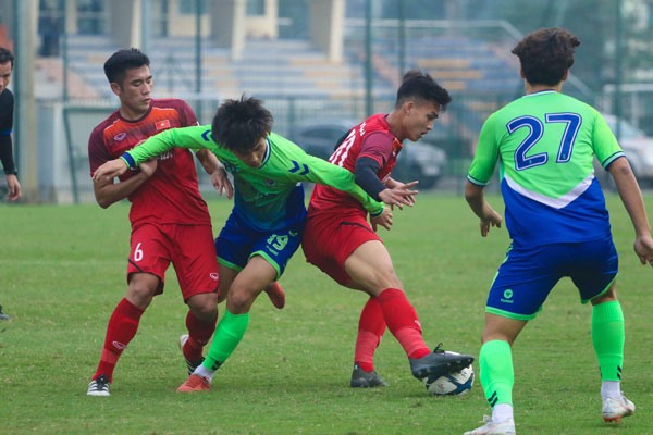 Bùi Tiến Dụng là đội trưởng U22 Việt Nam tham dự giải Đông Nam Á. Ảnh VFF