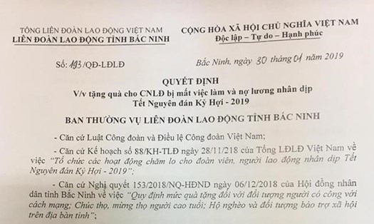 Quyết định tặng quà Tết của LĐLĐ tỉnh Bắc Ninh. 