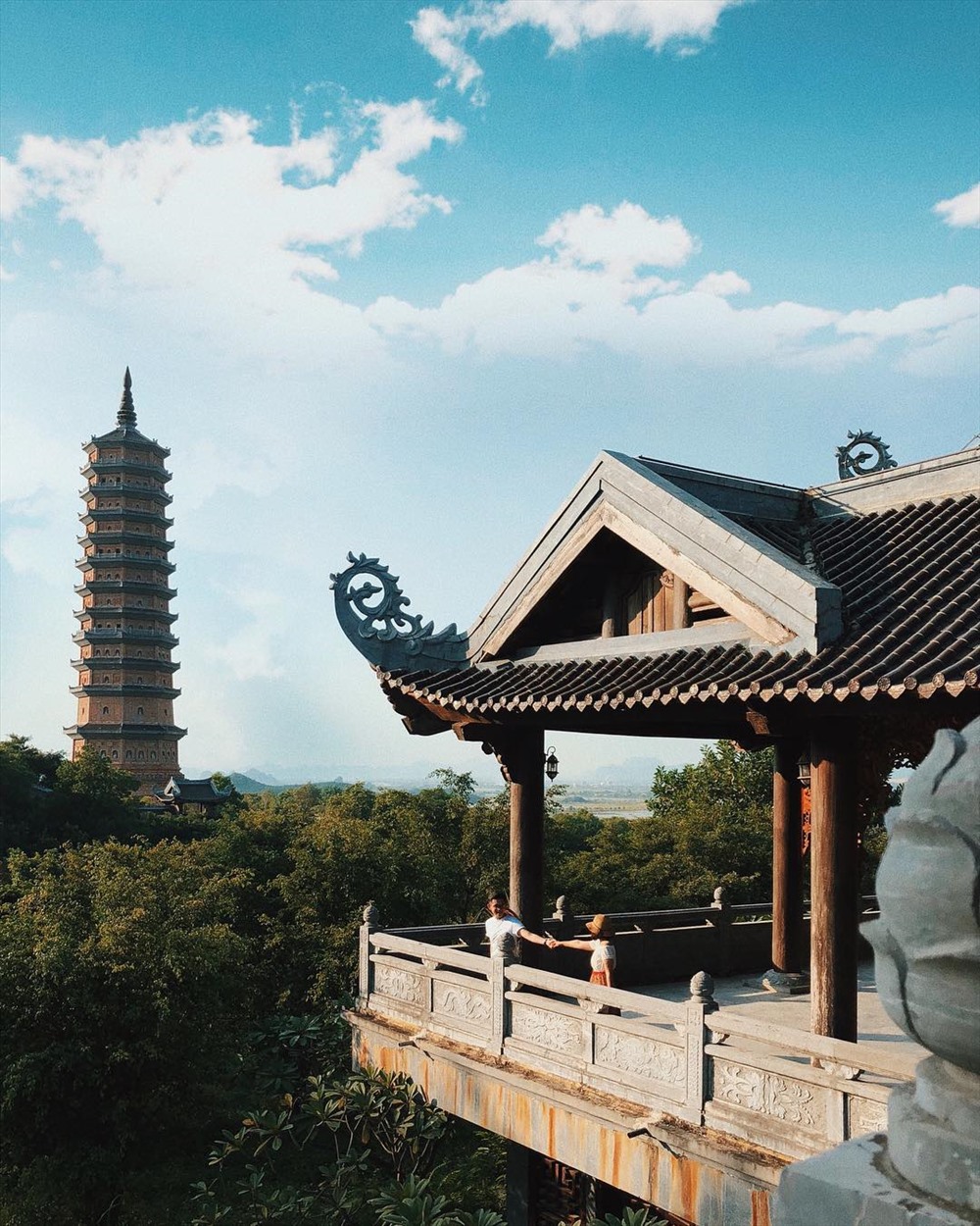 Chùa Bái Đính là một địa điểm không thể bỏ qua khi ghé thăm Ninh Bình