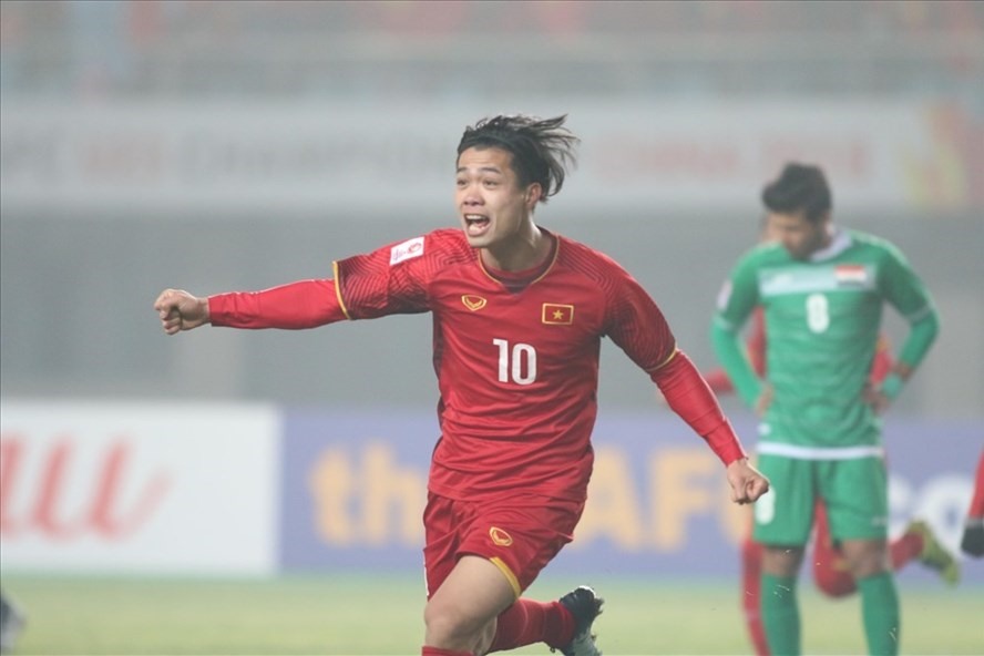 Công Phượng sẽ trở lại với áo số 10 quen thuộc tại Asian Cup 2019. Ảnh Hữu Phạm