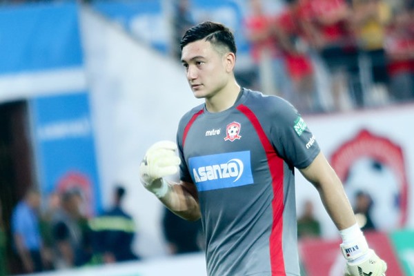 Thủ môn Đặng Văn Lâm.