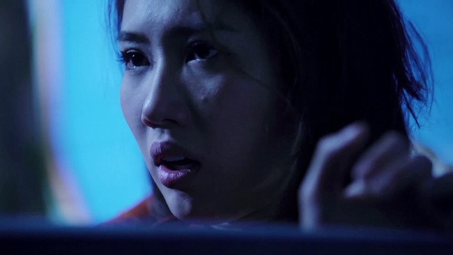 Hân hoảng sợ khi bị nhân tình cũ quay về bắt cóc.