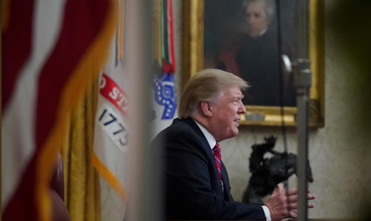 Tổng thống Trump trong bài phát biểu tại Nhà Trắng hôm 9.1 / Ảnh: Reuters
