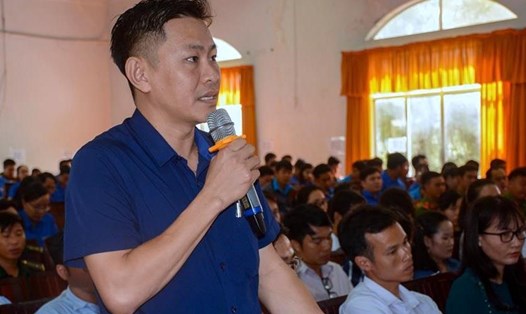 Tiến sĩ Lâm Thành Thép, Chủ nhiệm Câu lạc bộ Du học sinh Cà Mau cho rằng lương thạc sĩ, tiến sĩ không đủ sống. Ảnh: Nhật Hồ