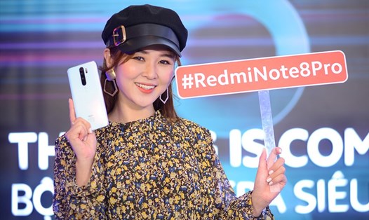 Điện thoại Xiaomi Redmi Note 8 Pro phiên bản trắng ngọc trai trang bị cụm 4 camera sau có độ phân giải lên đến 64MP (ảnh:P.B).