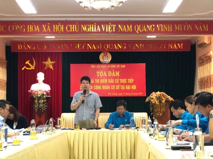 Đồng chí Nguyễn Ngọc Sơn, Phó Trưởng ban Tổ chức Tổng Liên đoàn Lao động Việt Nam phát biểu tại Hội nghị.