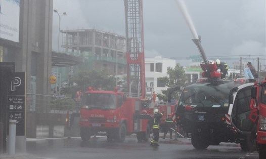 Lực lượng chức năng diễn tập phương án chữa cháy và cứu nạn, cứu hộ Quốc gia 2019. ảnh: H.Vinh