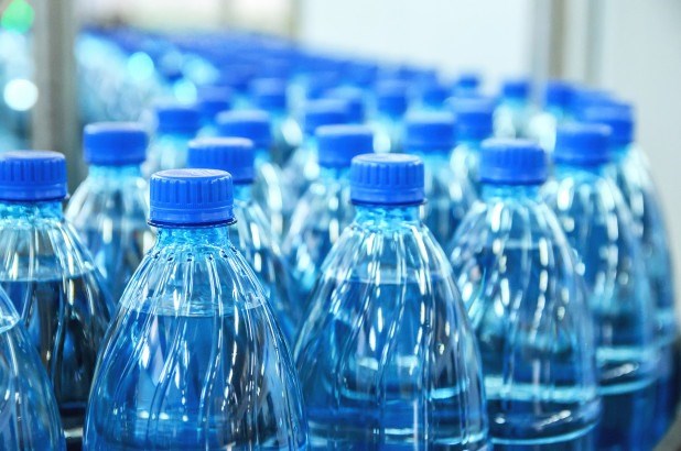 Nước đóng chai có thực sự an toàn?