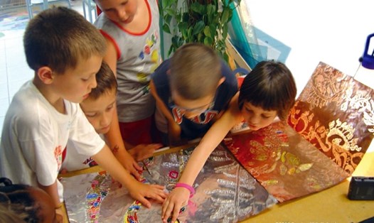Một giờ học của các học viên trường mầm non sử dụng phương pháp Reggio Emilia.