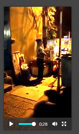 Ảnh chụp từ clip người phụ nữ và góc phố rất giống Hội An