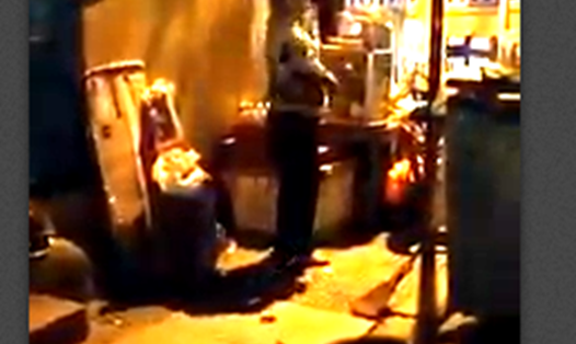 Ảnh chụp từ clip người phụ nữ và góc phố rất giống Hội An