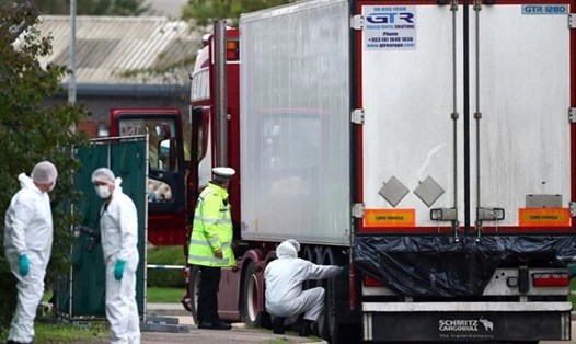 Hiện trường vụ việc 39 người tử vong trong container ở Anh.