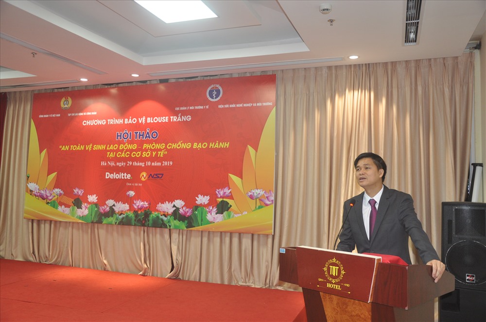 Ông Ngọ Duy Hiểu, Phó Chủ tịch Tổng Liên đoàn Lao động Việt Nam - phát biểu tại Hội thảo.