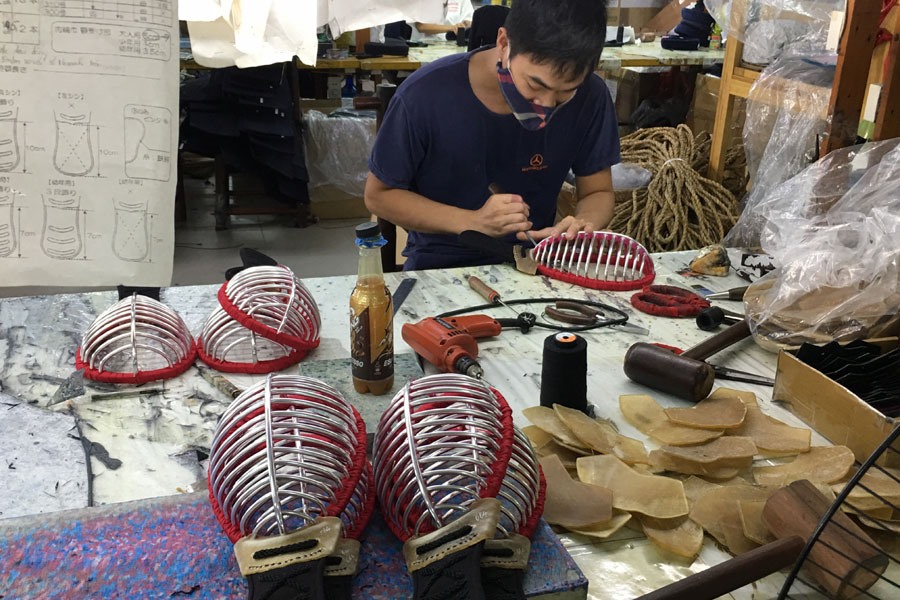 CNLĐ Cty TNHH Minh Trí yên tâm làm việc vì có CĐ chăm lo đời sống tinh thần, vật chất. Ảnh: L.NGUYÊN