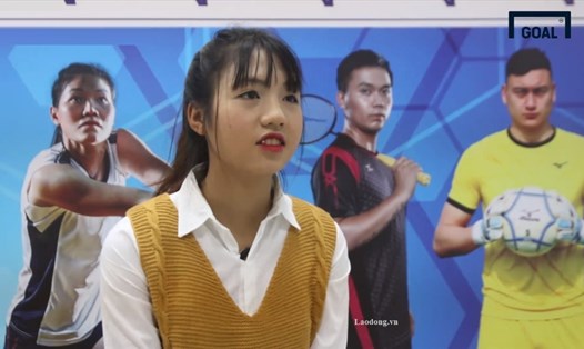 "Hot girl bóng đá" Trần Thị Duyên: Cầu thủ nữ tốn kém nhiều vì dùng kem chống nắng
