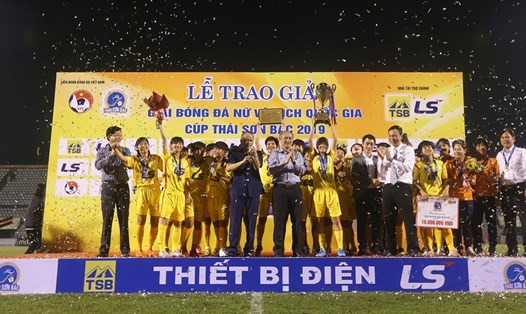 Thành phố Hồ Chí Minh I đăng quang giải vô địch quốc gia nữ cup Thái Sơn Bắc 2019. Ảnh: Hải Đăng