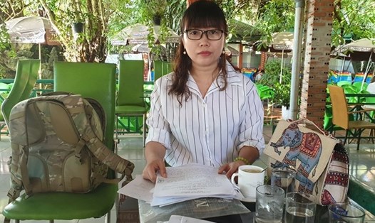 Bà Lê Thị Thu Nhung kiện Nhà khách Tỉnh ủy Đắk Lắk ra quyết định chấm dứt hợp đồng trái pháp luật. Ảnh: HL