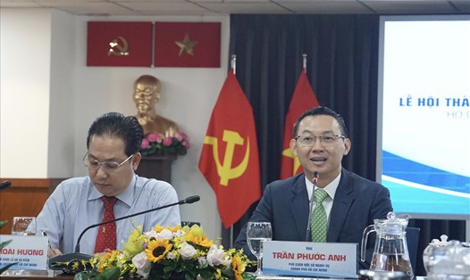 Ông Trần Phước Anh (Phó Giám đốc Sở Ngoại vụ TPHCM). Ảnh: Hà Phương.