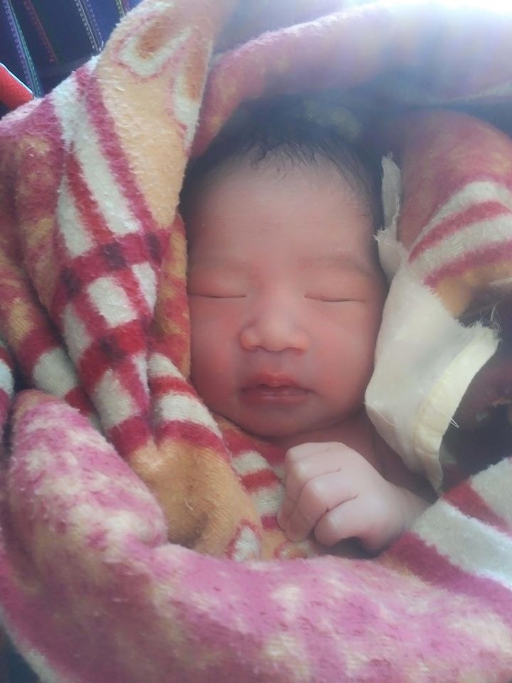 Bé trai bụ bẫm nặng 3kg. Ảnh: Lô Thắm