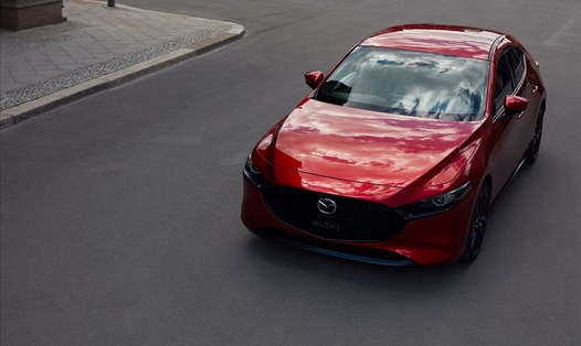 Mazda3 được các nữ phóng viên bình chọn là Xe của năm. Ảnh PV