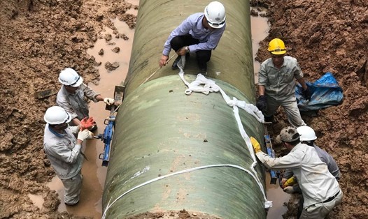 Đường ống sông Đà được khắc phục sau sự cố vỡ 7.2019. Ảnh: GC