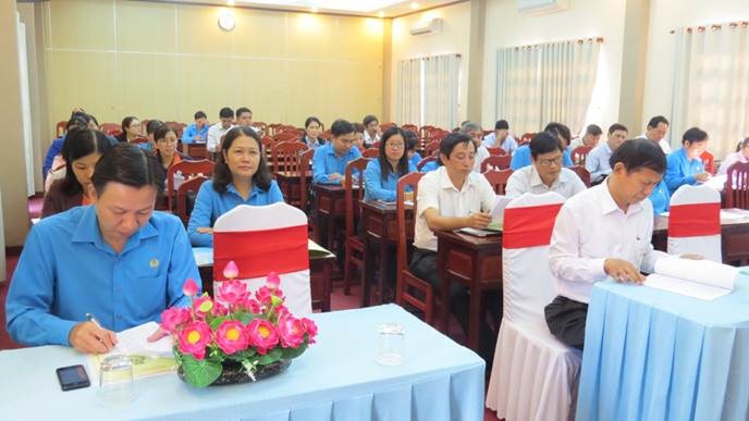 Quang cảnh buổi tập huấn. Ảnh: H.L