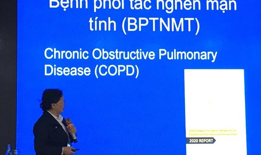 PGS.TS Lê Thị Tuyết Lan chia sẻ thông tin về bệnh tắc nghẽn phổi mãn tính (COPD)