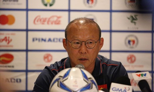 Huấn luyện viên Park Hang-seo cho rằng vì áp lực nên không ai lựa chọn số 10 tại U22 Việt Nam tham dự SEA Games 2019. Ảnh: HOÀI THU