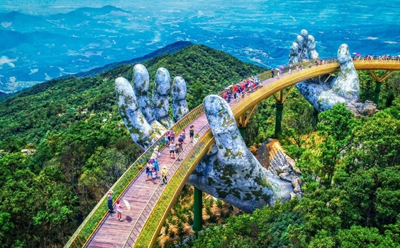 Cầu Vàng ở Sun World Ba Na Hills