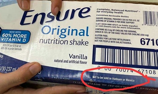Hàng trăm thùng sữa hiệu Ensure Original có ghi không bán ở Việt Nam hoặc Mexico ghi nhập lậu vừa bị công an phát hiện. Ảnh:Phương Linh