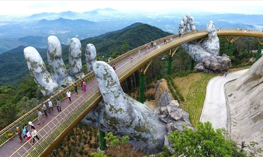 Cầu Vàng Sun World Ba Na Hills