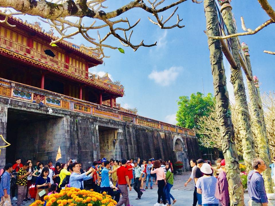 Mỗi năm, Thừa Thiên - Huế thu hút hàng triệu lượt khách du lịch.