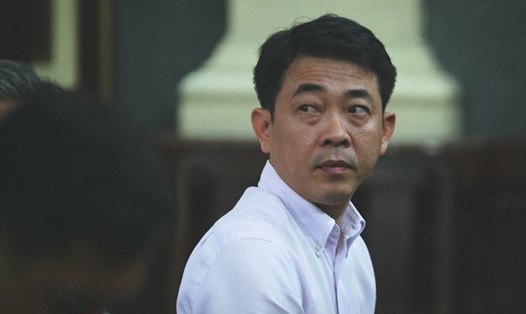 Bị cáo Hùng tại phiên tòa sơ thẩm lần 1, giữa tháng 7.2017.
