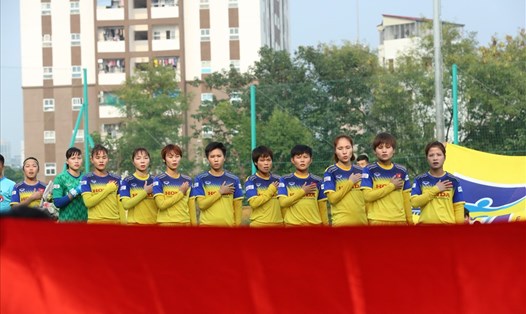 Đội tuyển nữ Việt Nam có trận đấu tập thứ hai trước đội tuyển nữ Ấn Độ. Chung cuộc hai đội hòa nhau 1-1 sau 90 phút thi đấu căng thẳng. Ảnh: ĐÔNG ĐÔNG