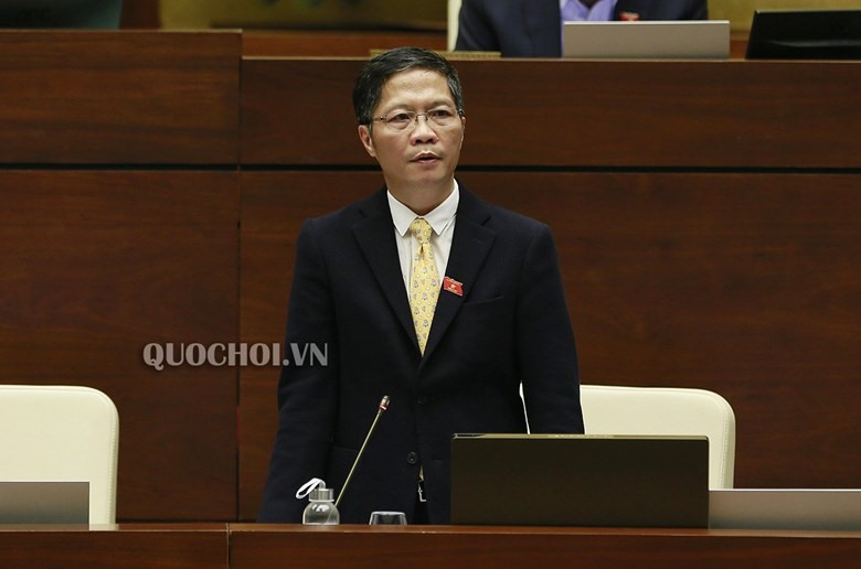 Bộ trưởng Trần Tuấn Anh trả lời chất vấn trước Quốc hội chiều 6.11.