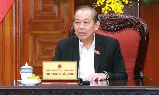 Phó Thủ tướng Thường trực Trương Hòa Bình phát biểu tại cuộc họp. Ảnh: VGP/Lê Sơn