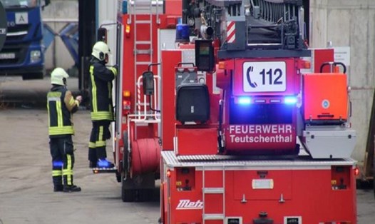 Lực lượng giải cứu công nhân mắc kẹt sau vụ nổ mỏ kali tại Đức. Ảnh: Reuters.