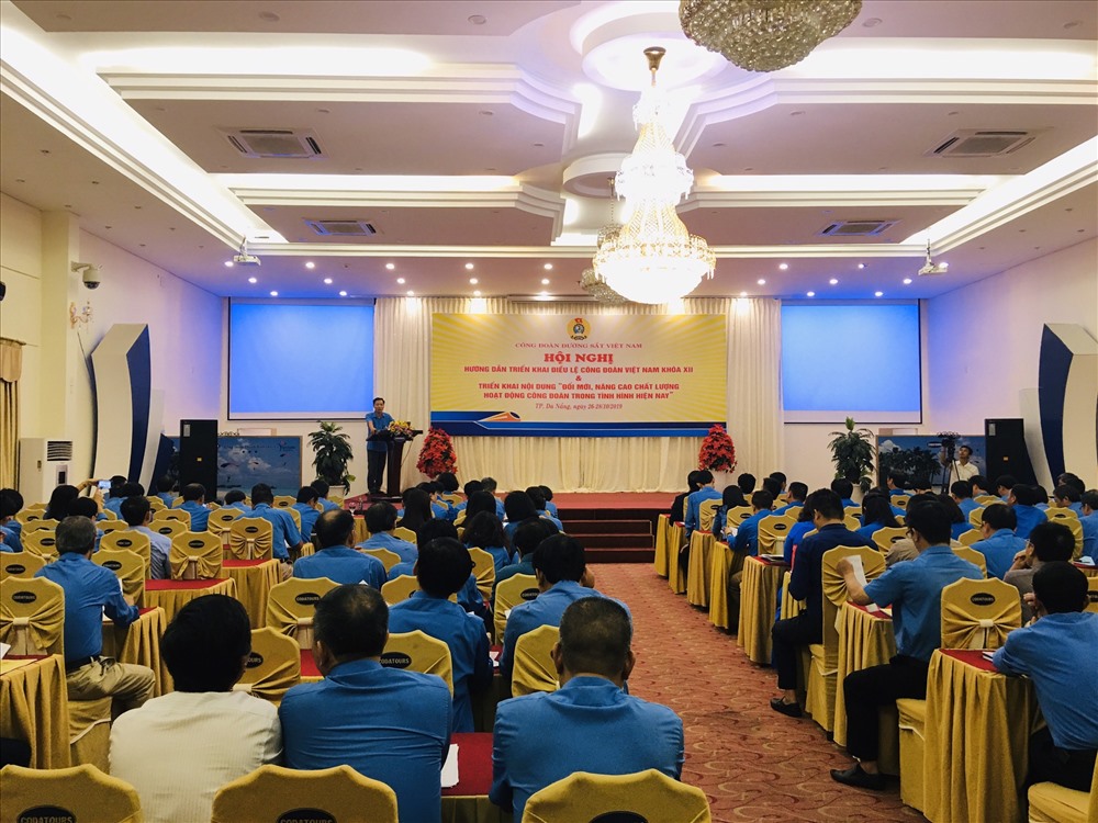 Hướng dẫn triển khai Điều lệ Công đoàn Việt Nam - một hoạt động gần đây của Công đoàn Đường sắt Việt Nam. Ảnh: CĐ ĐS