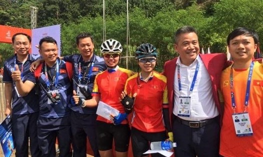 Xe đạp Việt Nam mở hàng Huy chương Vàng SEA Games 30 cho thể thao Việt Nam. Ảnh: Thu Sâm