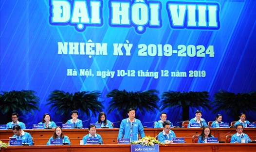 Đoàn chủ tịch gồm 25 thành viên tại Đại hội đại biểu toàn quốc Hội Liên hiệp thanh niên Việt Nam khóa VIII. Ảnh: PV