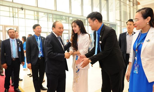 Thủ tướng Chính phủ Nguyễn Xuân Phúc đối thoại với 1.000 đại biểu thanh niên. Ảnh: PV