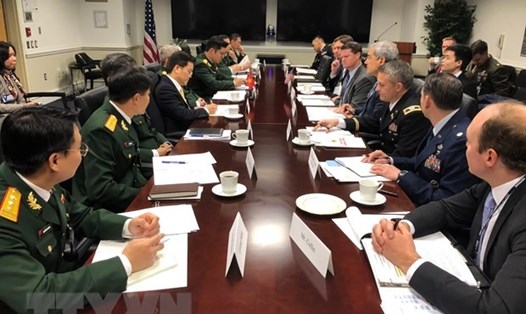 Đối thoại chính sách quốc phòng Việt Nam-Mỹ năm 2019 được tổ chức tại trụ trở Bộ Quốc phòng Mỹ. Ảnh: TTXVN