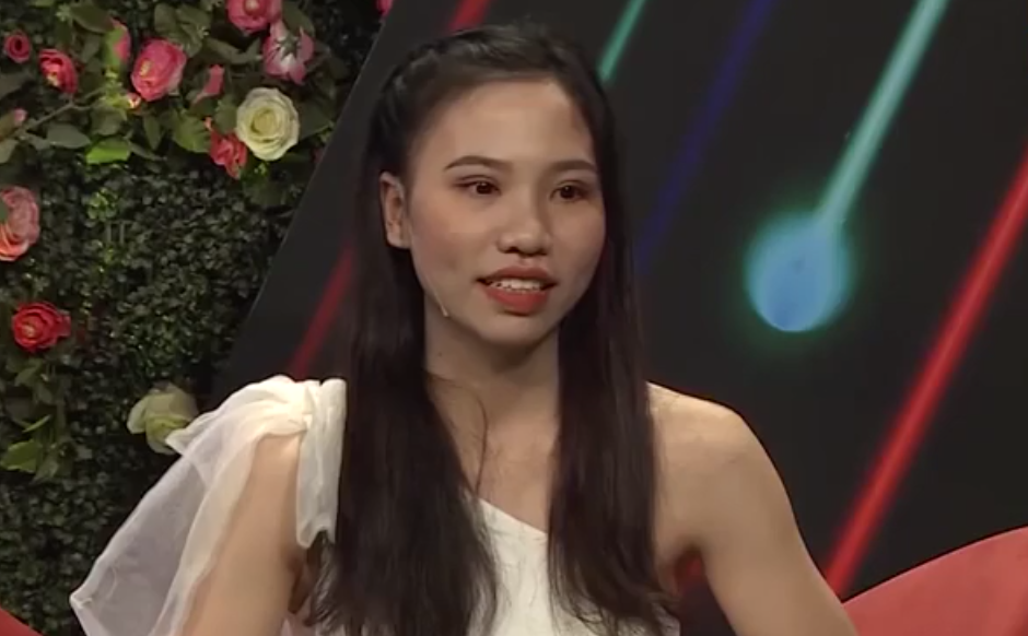 Cô giáo trẻ Nguyễn Thị Nga. Ảnh cắt từ clip