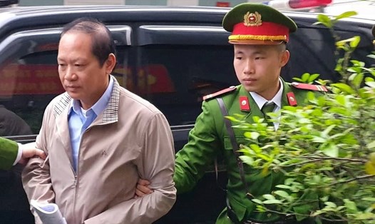 Ông Trương Minh Tuấn trong ngày đầu hầu tòa.