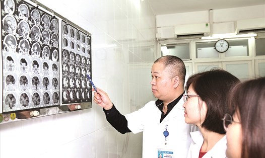 TS Nguyễn Anh Tuấn cho biết thêm: Mặc dù đột quỵ là bệnh gây tử vong và tàn phế cao nhưng chúng ta có thể phòng ngừa được.